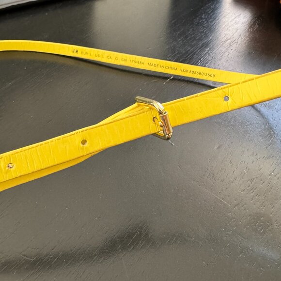 H&M Accessories - H&M Very Skinny Neon Yellow Belt Sz L